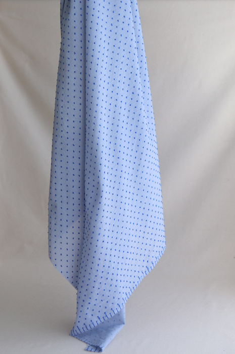 Plumetis de coton bicolore bleu ciel / bleu roi