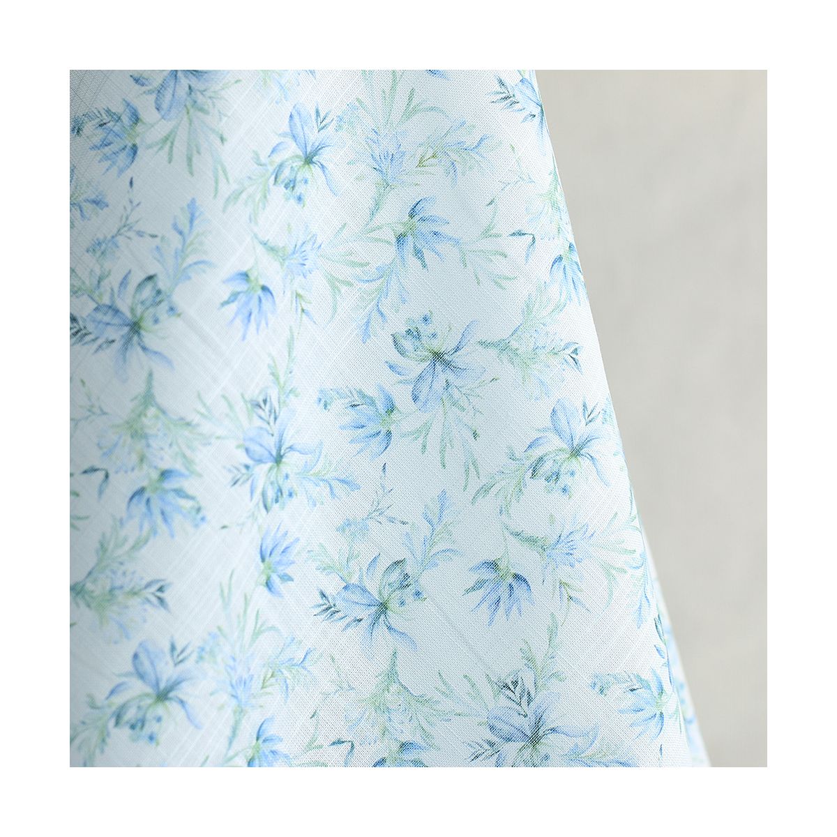 copy of Lisette - Voile de coton texturé imprimé fleuri copy of Lisette - Voile de coton texturé imprimé fleuri