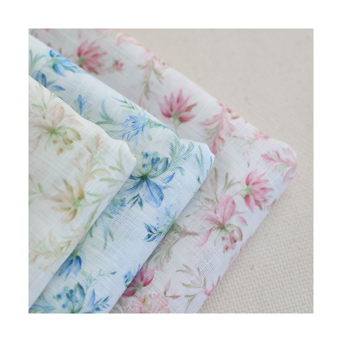 - Voile de coton texturé imprimé fleuri - Voile de coton texturé imprimé fleuri