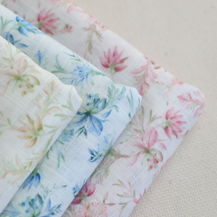 - Voile de coton texturé imprimé fleuri