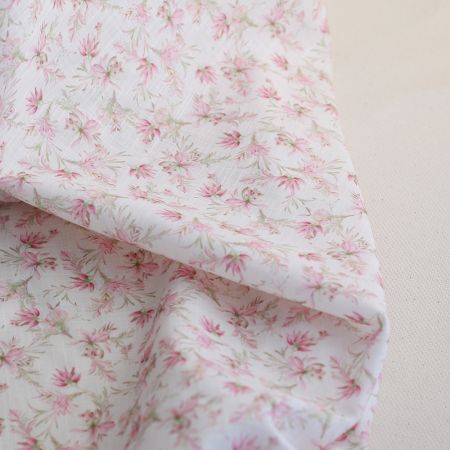 Pernille - Voile de coton texturé imprimé fleuri rose Pernille - Voile de coton texturé imprimé fleuri rose