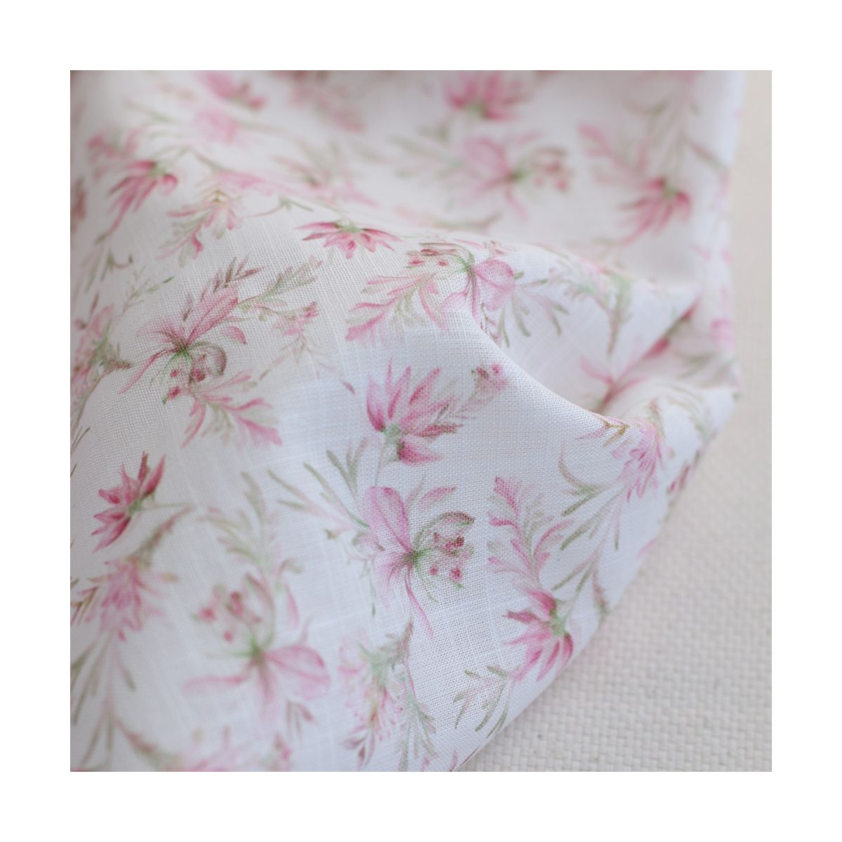 Pernille - Voile de coton texturé imprimé fleuri rose Pernille - Voile de coton texturé imprimé fleuri rose