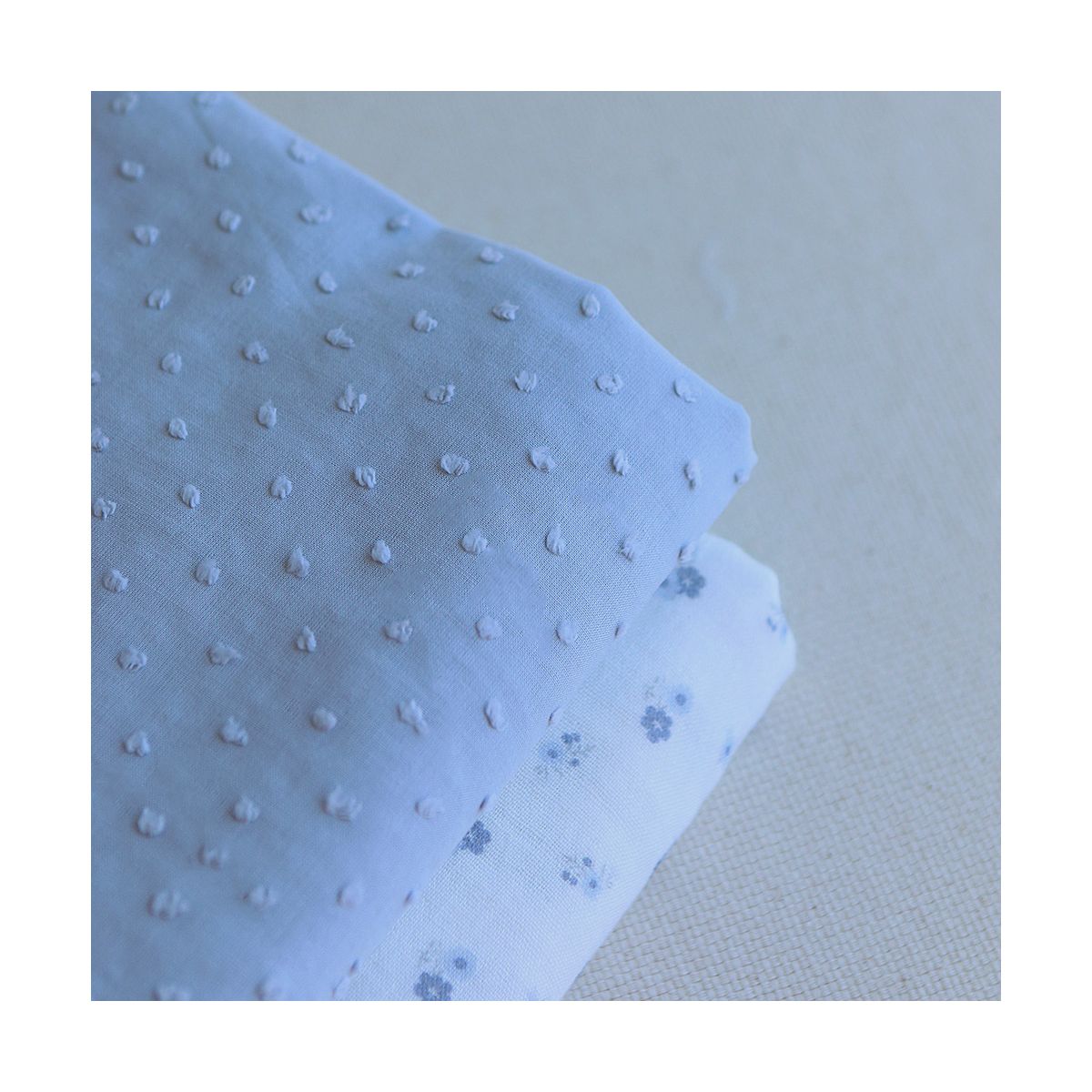copy of Clémence - Double gaze de coton BIO blanc motif fleuri rose copy of Clémence - Double gaze de coton BIO blanc motif fleuri rose