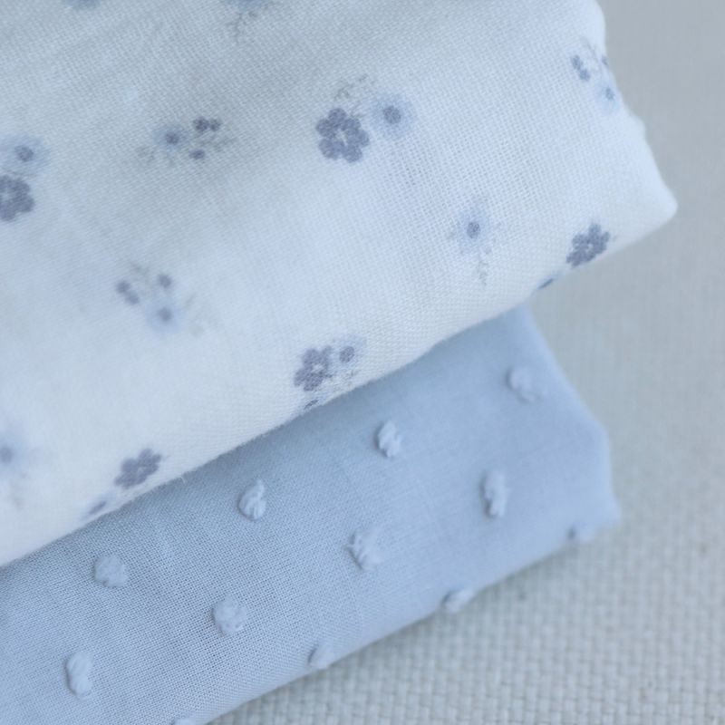 Plumetis de coton coloris gris perle