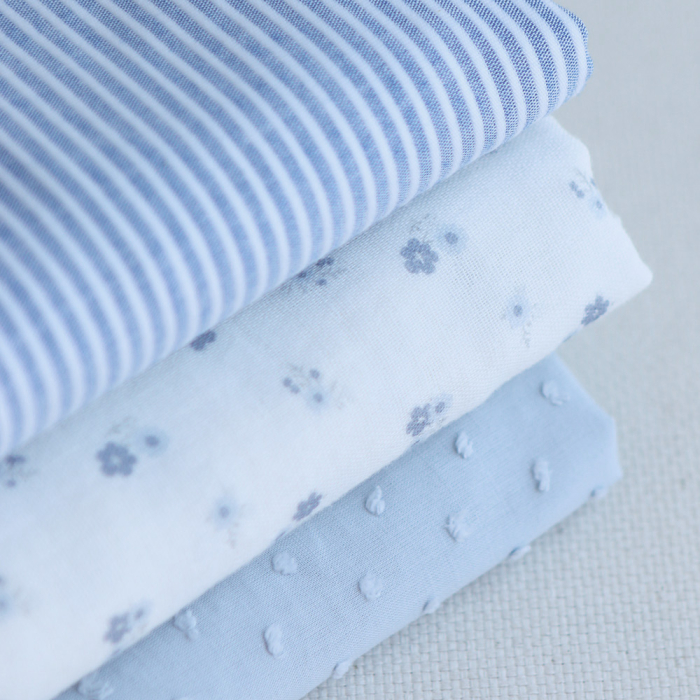 Plumetis de coton coloris gris perle