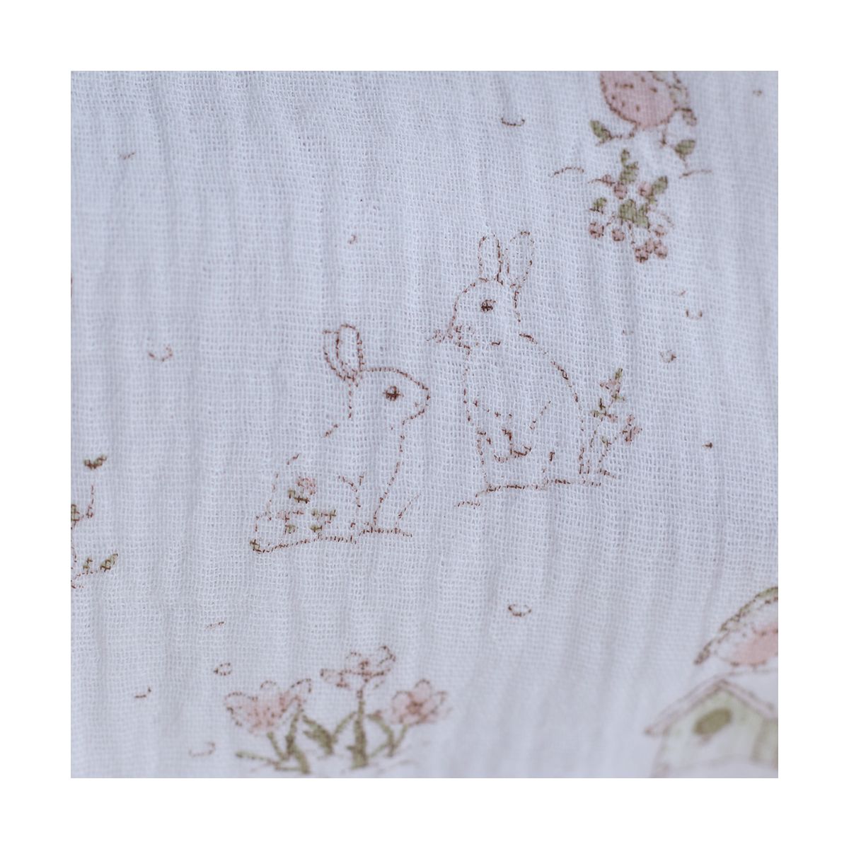 Robin - Double gaze de coton motif forêt tons beige Robin - Double gaze de coton motif forêt tons beige