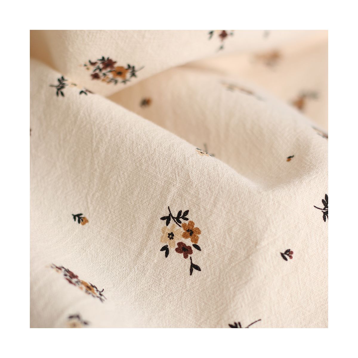 Laure - Coton lavé bio coloris vanille motif cuir Laure - Coton lavé bio coloris vanille motif cuir