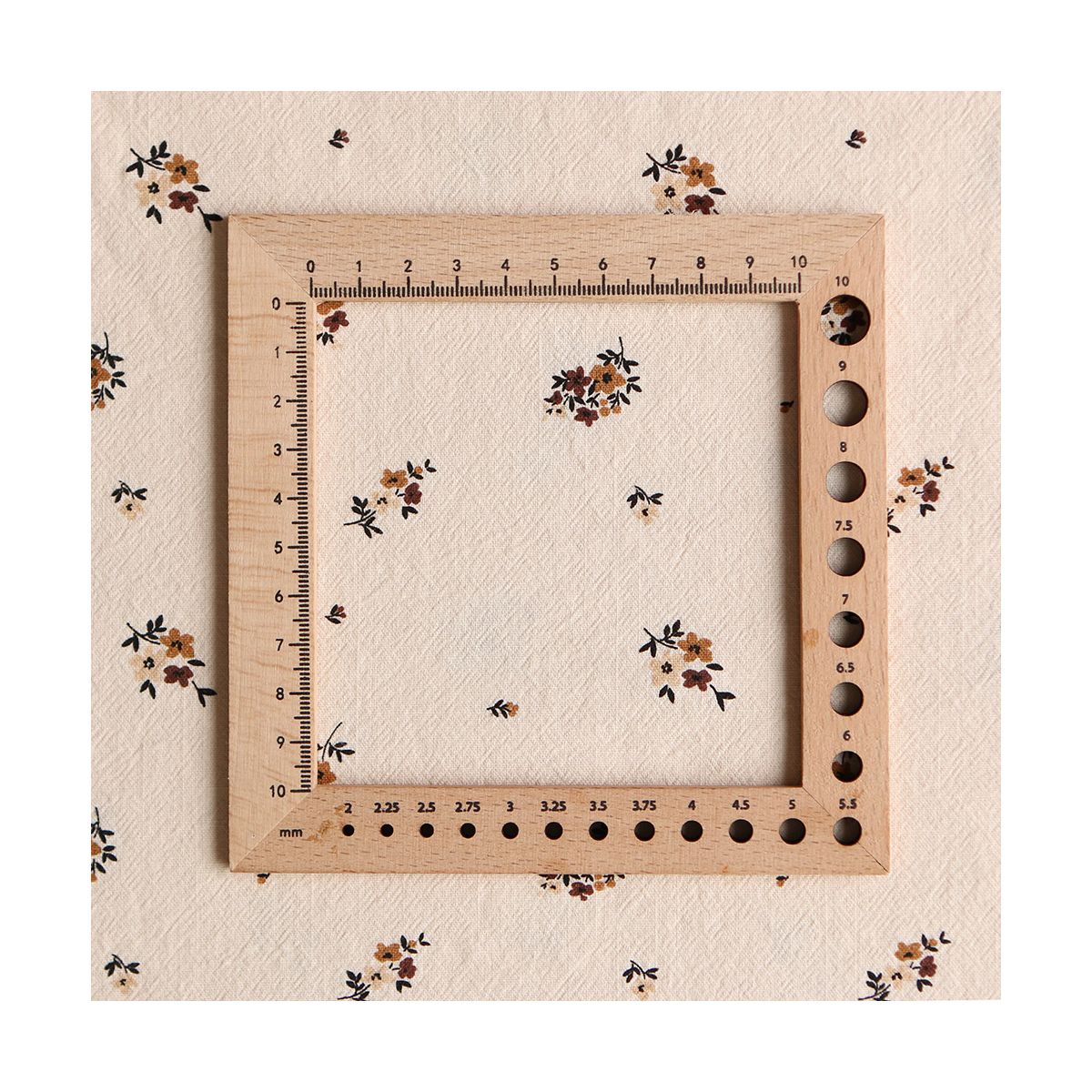 Laure - Coton lavé bio coloris vanille motif cuir Laure - Coton lavé bio coloris vanille motif cuir