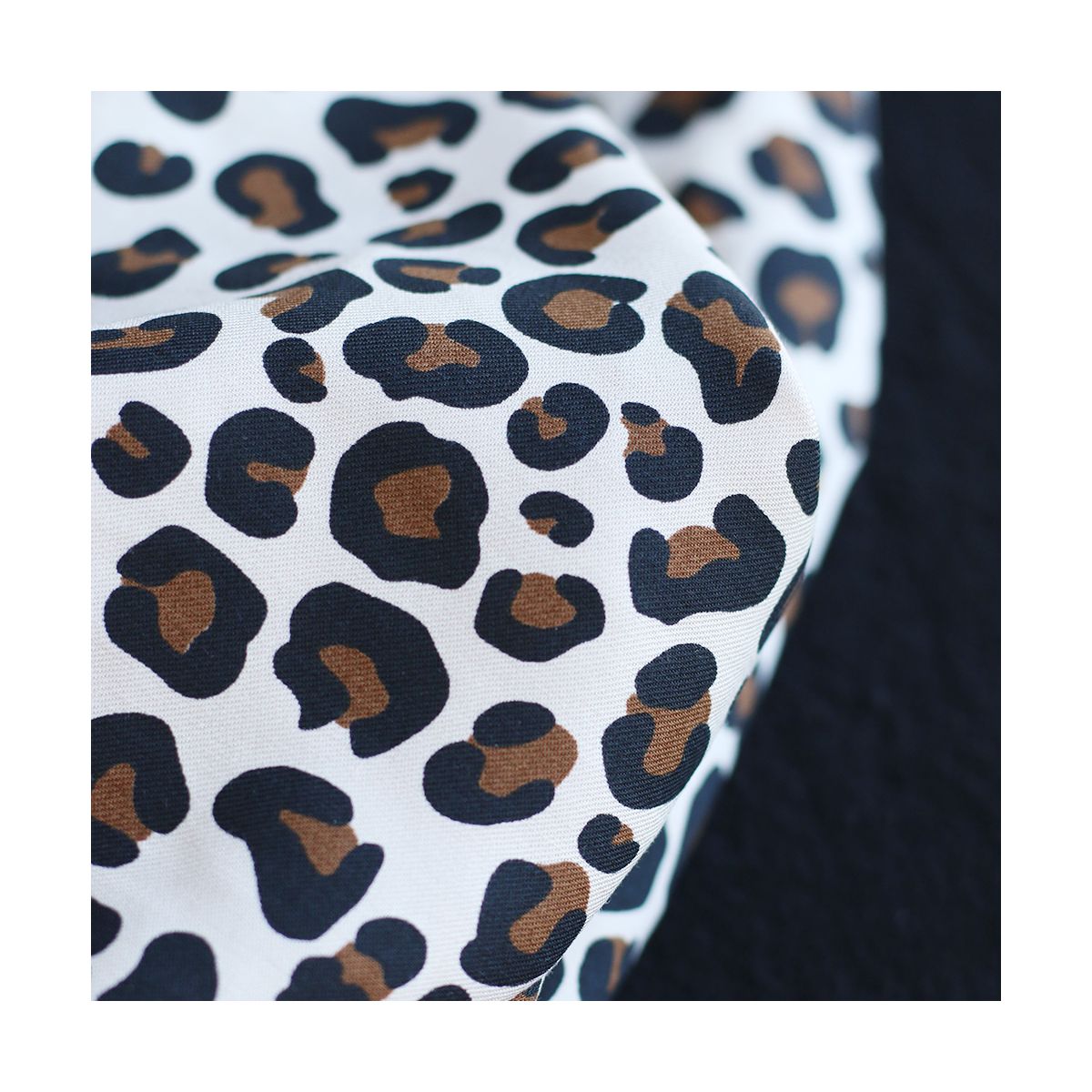 Lea - Viscose écru imprimé exclusif Graou Lea - Viscose écru imprimé exclusif Graou