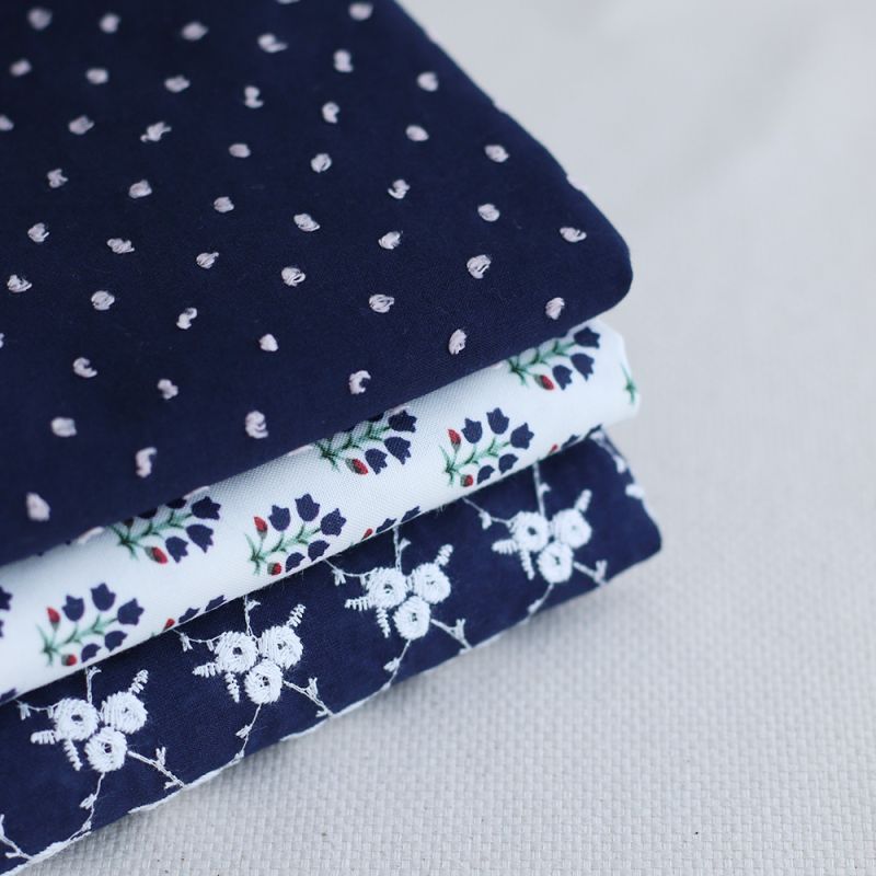 copy of Scarlett - Popeline douce coton organique fond ivoire fleuri bleu