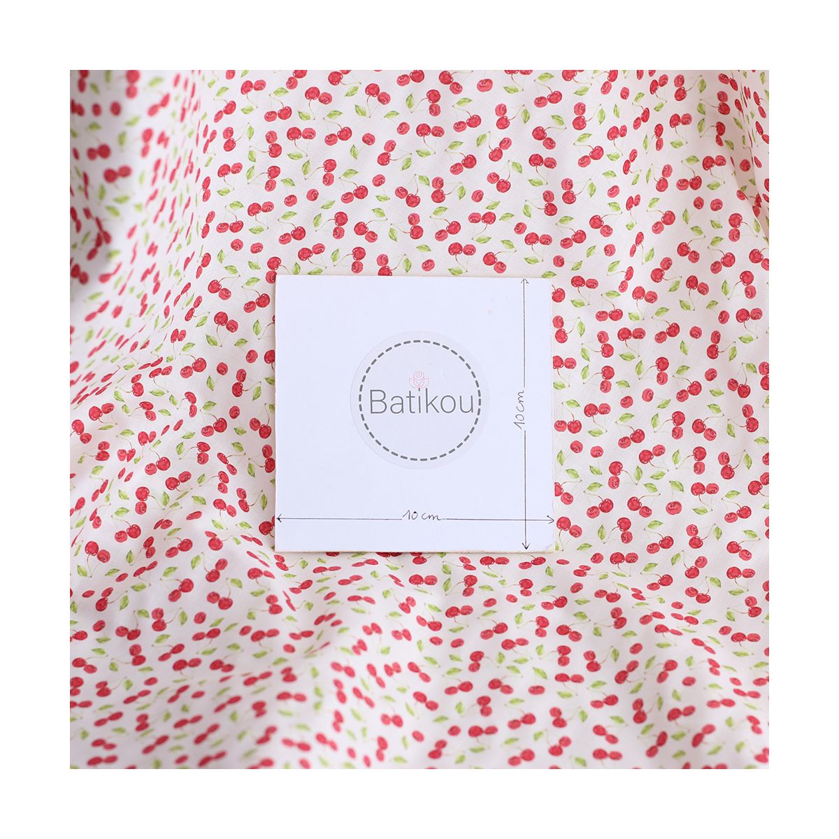 Cerise - Batiste de coton douce à imprimé rouge Cerise - Batiste de coton douce à imprimé rouge