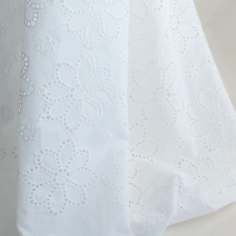 copy of Broderie anglaise plumetis de coton coloris blanc