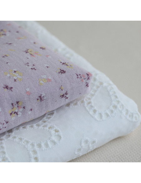 copy of Broderie anglaise plumetis de coton coloris blanc