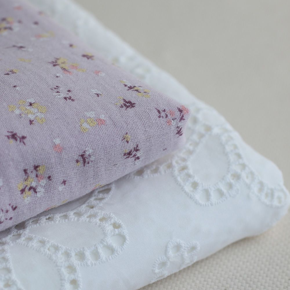 copy of Broderie anglaise plumetis de coton coloris blanc