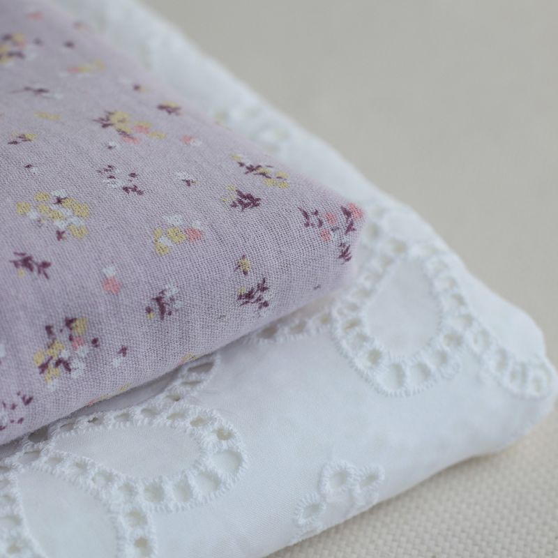 copy of Broderie anglaise plumetis de coton coloris blanc