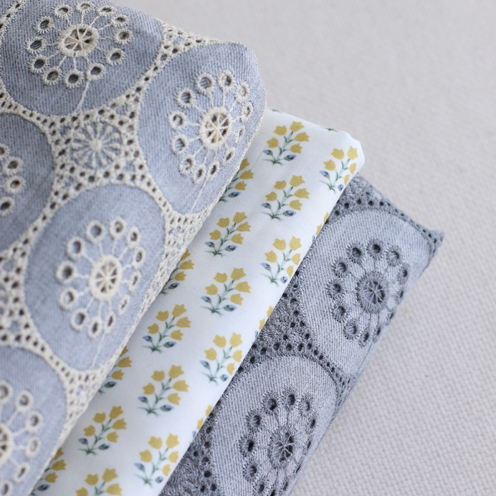 copy of Anne - Popeline douce coton organique fleuri bleu