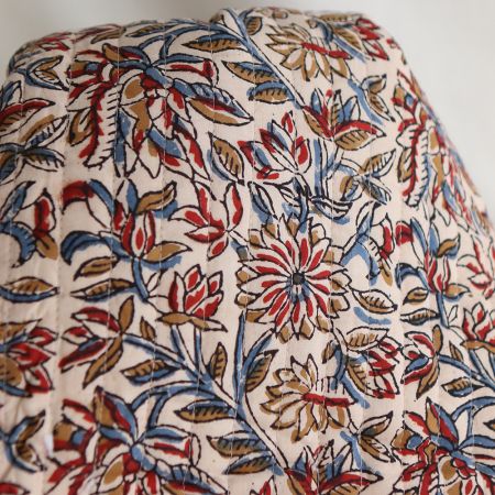 copy of Tissu indien matelassé double face coton hand block largeur 100cm copy of Tissu indien matelassé double face coton hand block largeur 100cm