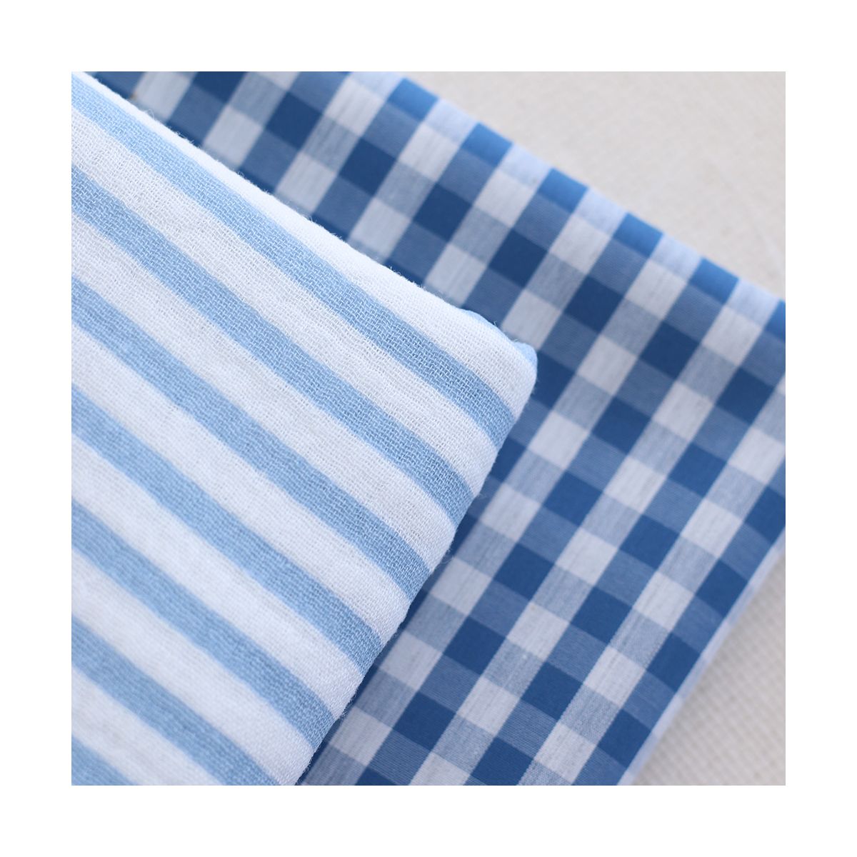 Coton vichy carreaux Bleu et blanc 6mm Coton vichy carreaux Bleu et blanc 6mm