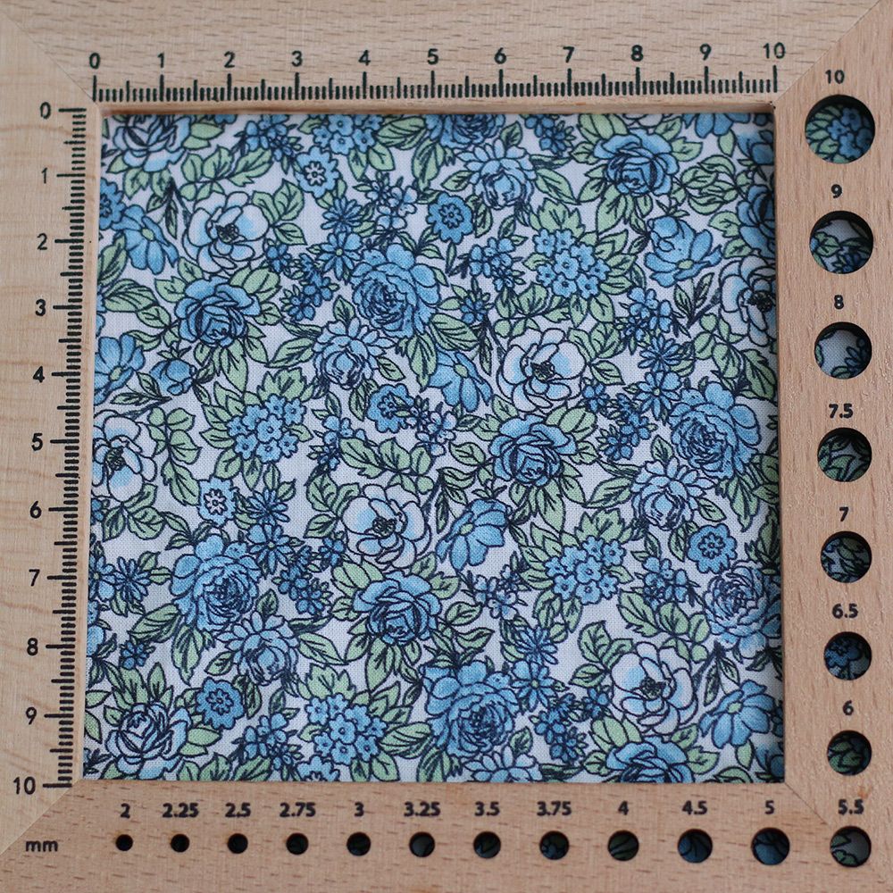 copy of Batiste de coton BIO imprimé fleuri