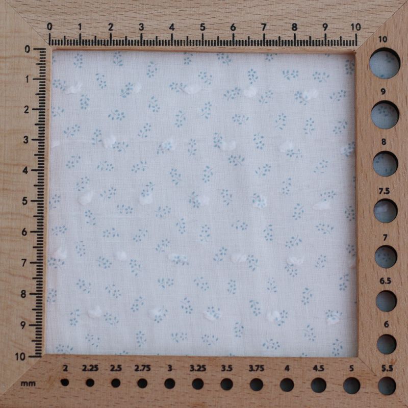 copy of Armelle - Plumetis de coton blanc imprimé fleuri jaune