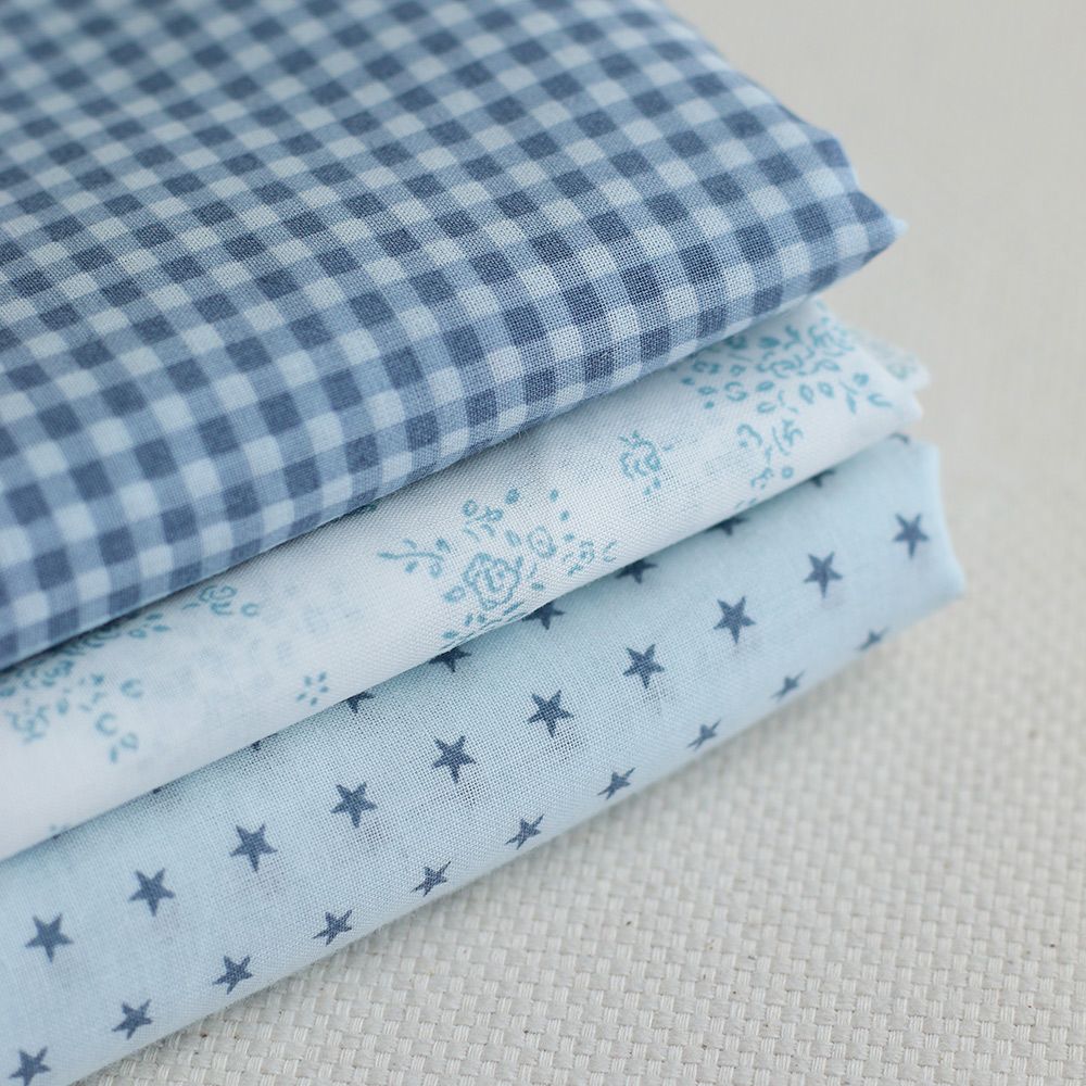 Frou-frou / Batiste de coton imprimé petites étoiles bleu gris