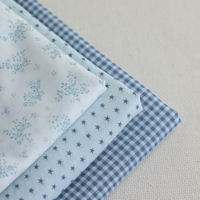 Renée - Batiste de coton douce à imprimé fleuri bleu