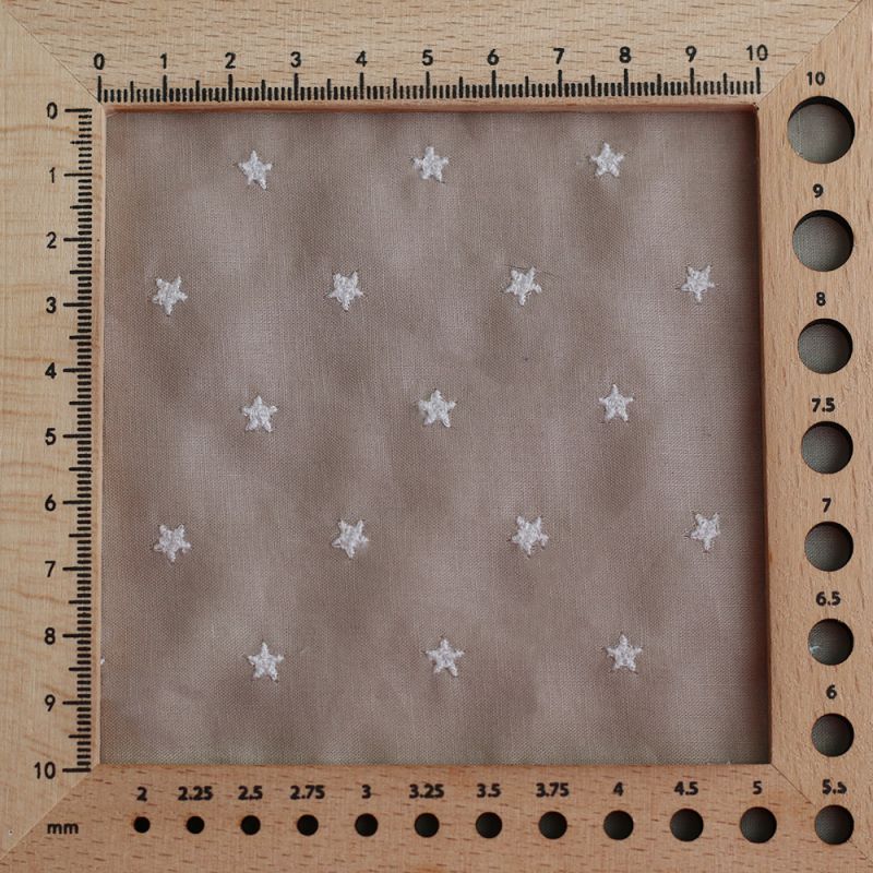 copy of Voile de coton organique broderies bleu