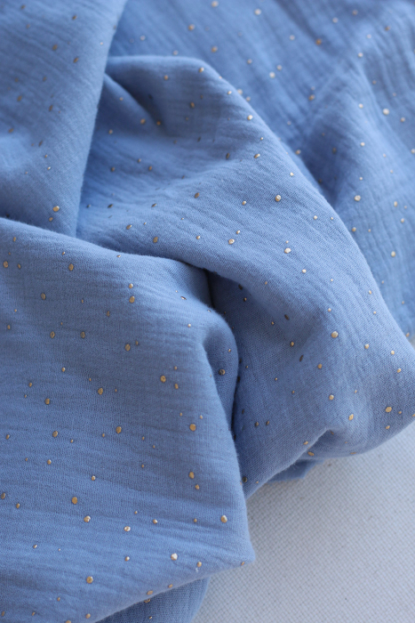 Double gaze de coton pois dorés fond bleu nuage