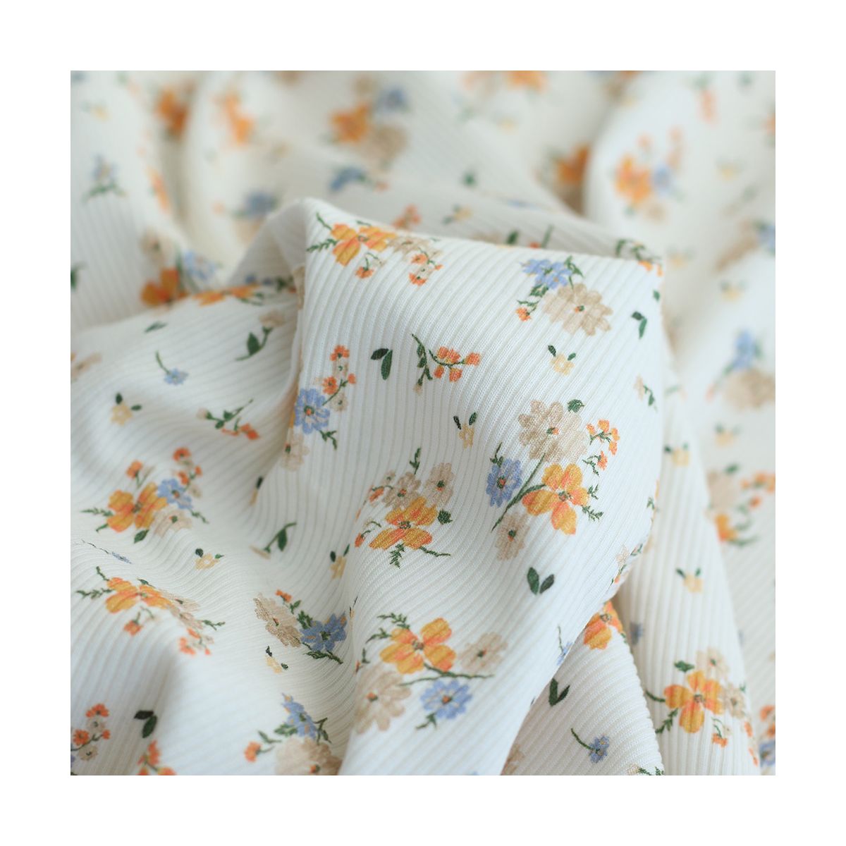Jersey coton côtes fines à motif fleuri Jersey coton côtes fines à motif fleuri