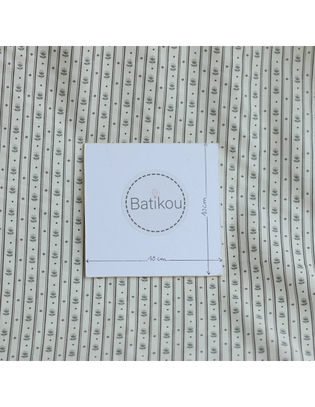 copy of Popeline de coton douce qualité SWEET fond lait motif petits hérissons