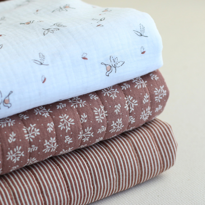 Country - Tissu matelassé double face écru / rayures chatain