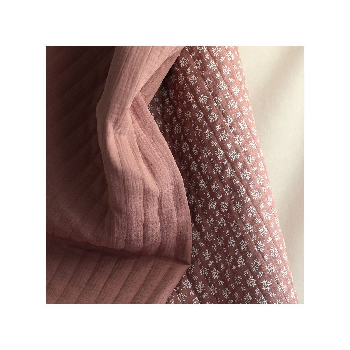 Meesya - Tissu matelassé double gaze coton double face chataigne