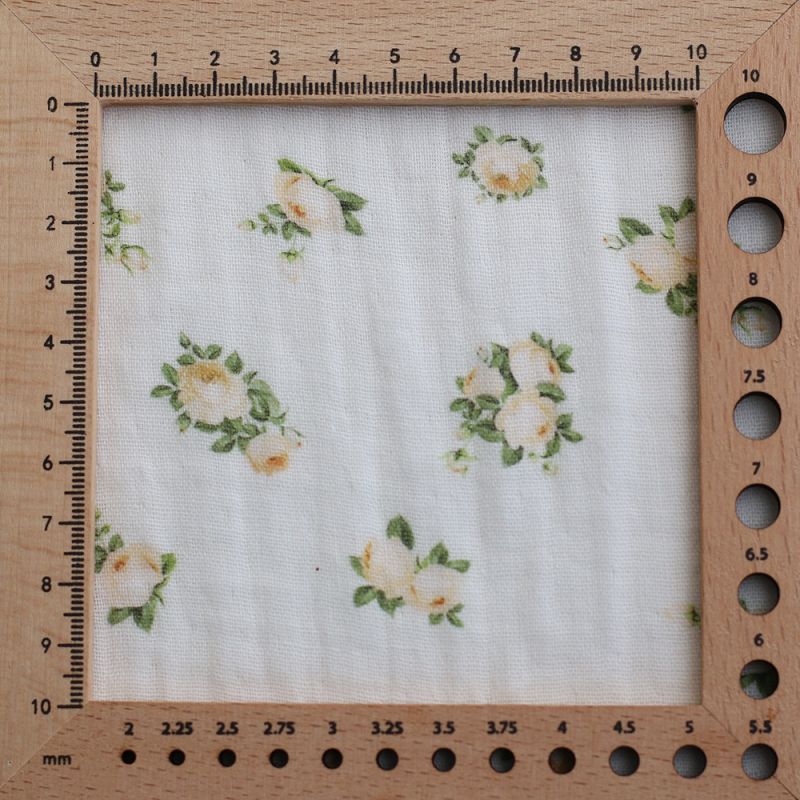 Rosabella - Double gaze de coton BIO blanc motif fleuri vanille