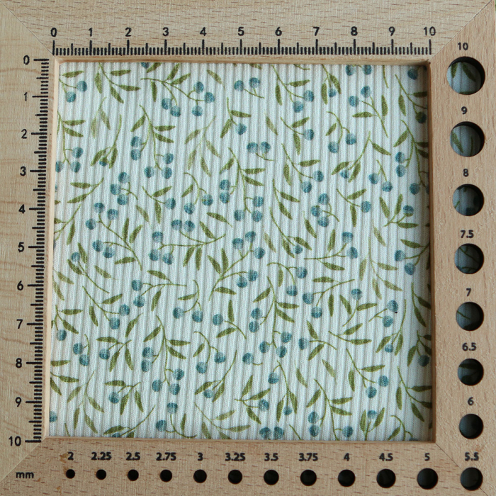 Jersey coton côtes fines à motif baies bleu et vert
