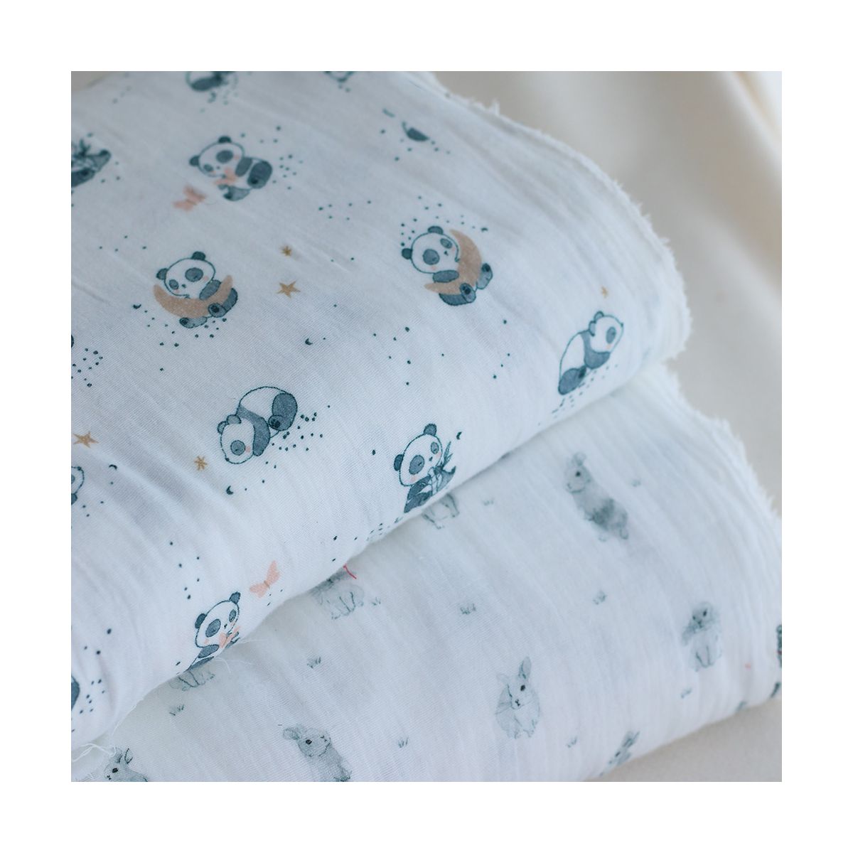 Pompon - Double gaze de coton BIO blanc motif lapins