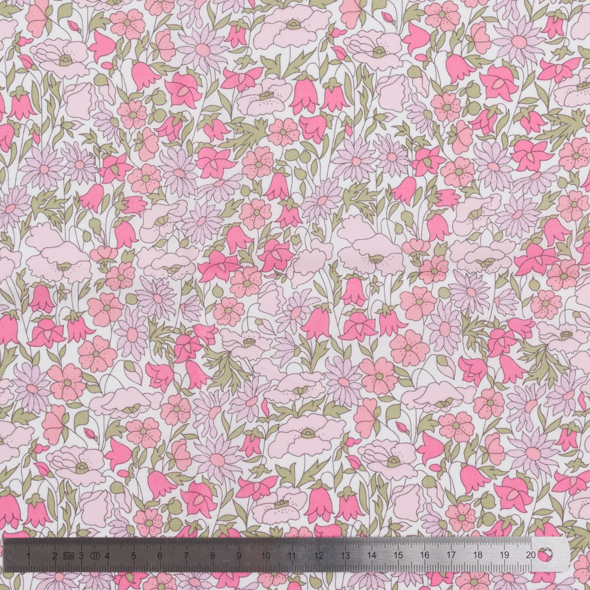 Liberty Tana Lawn® metallic Wiltshire Liberty Tana Lawn® metallic Wiltshire