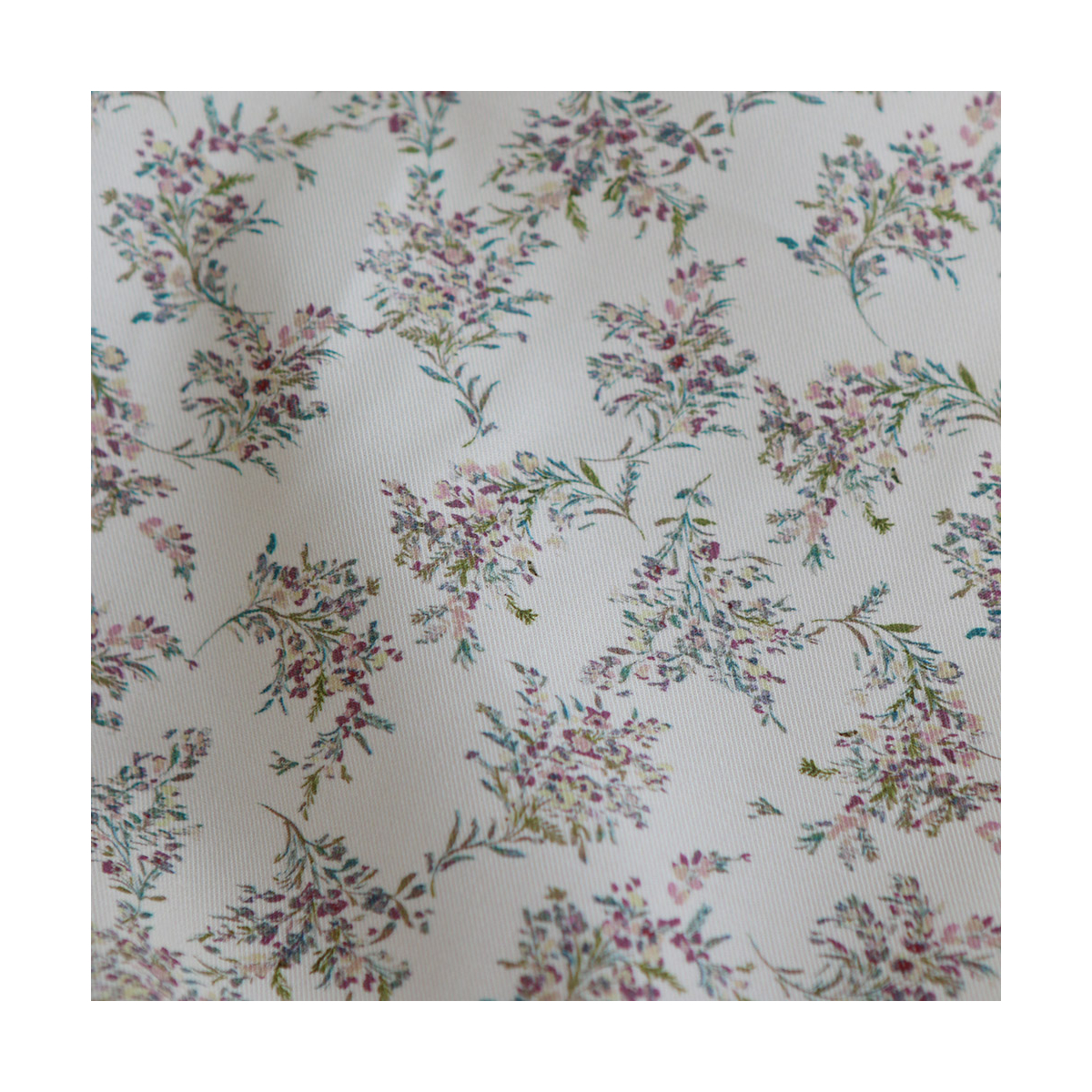 Stefie - Tissu sergé / twill de coton organique imprimé fleuri