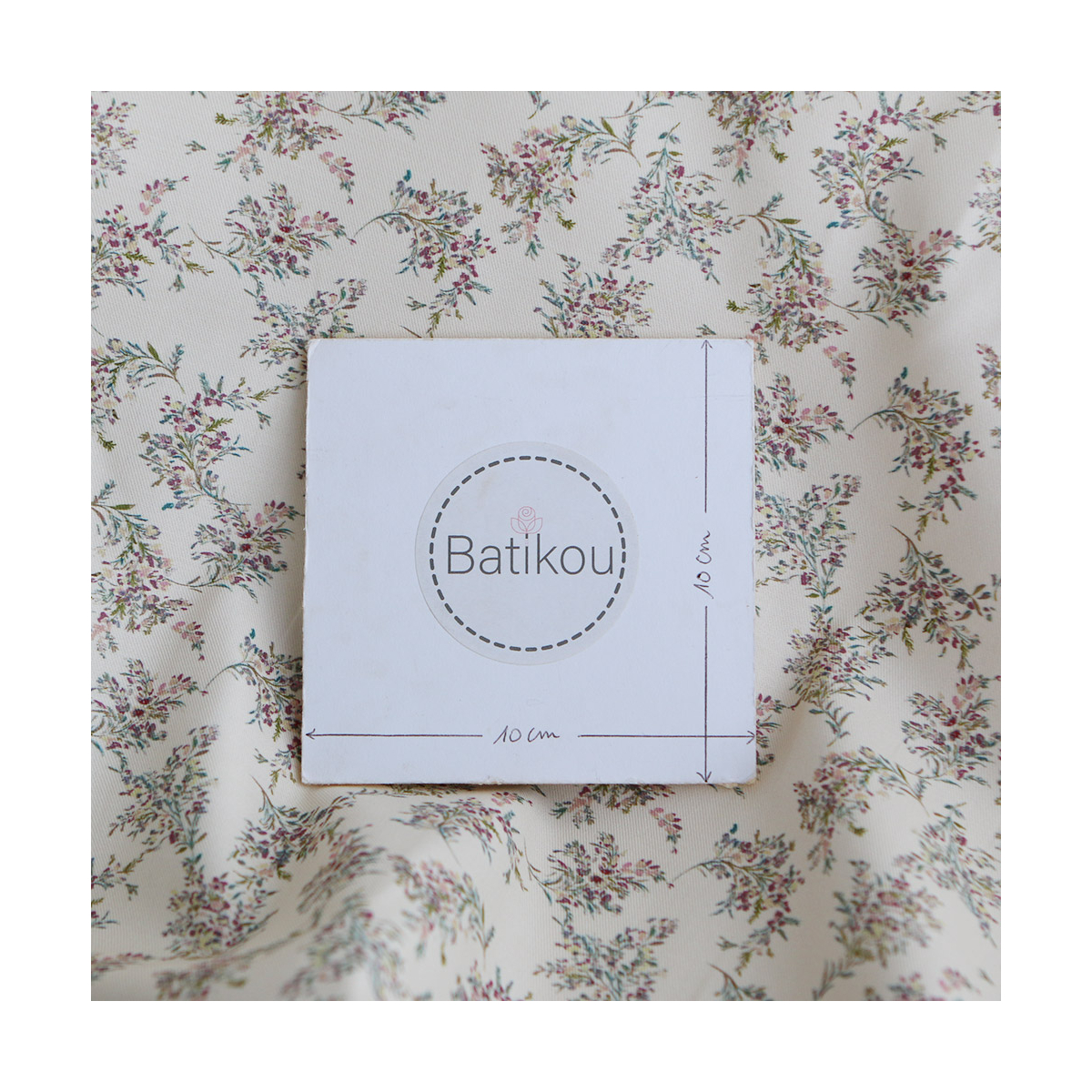 Stefie - Tissu sergé / twill de coton organique imprimé fleuri