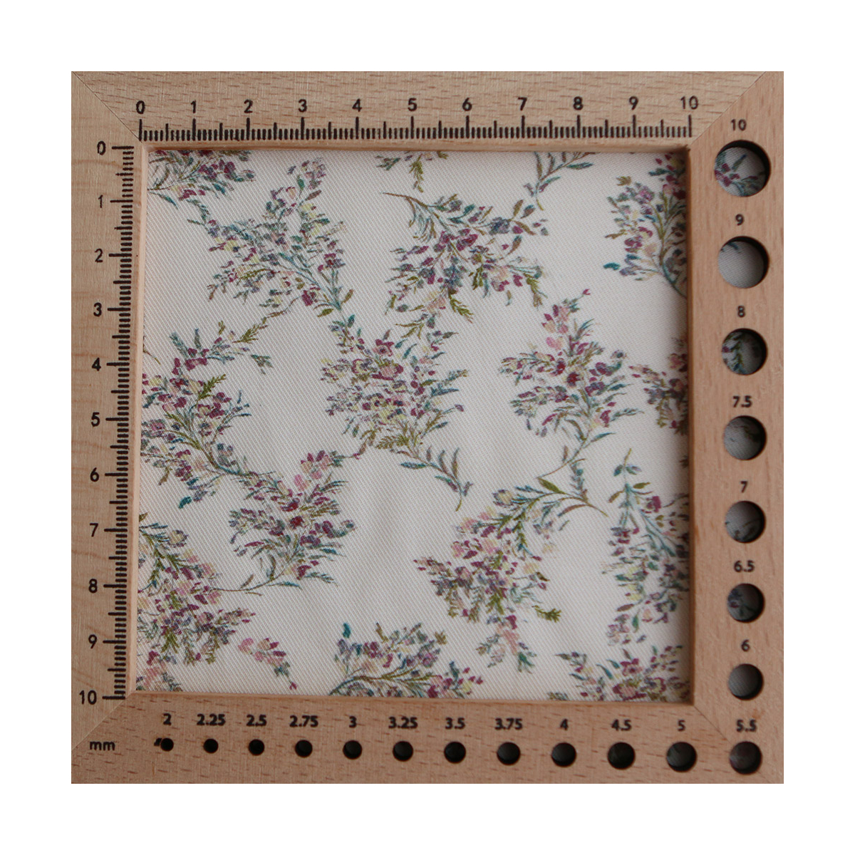 Stefie - Tissu sergé / twill de coton organique imprimé fleuri