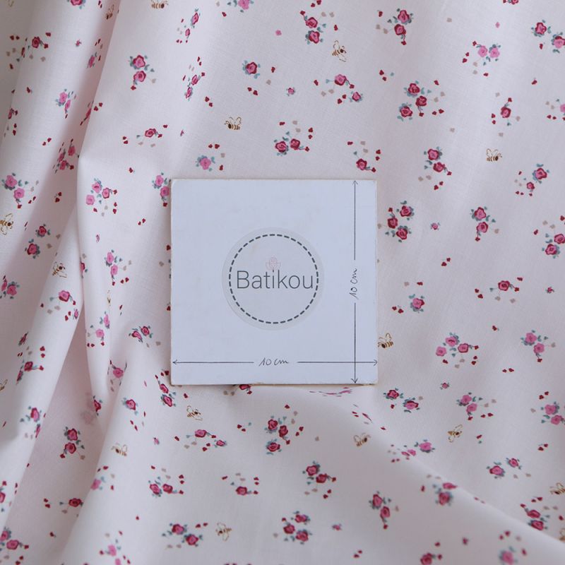 Paula - Tissu sergé de coton organique fin imprimé fond rose