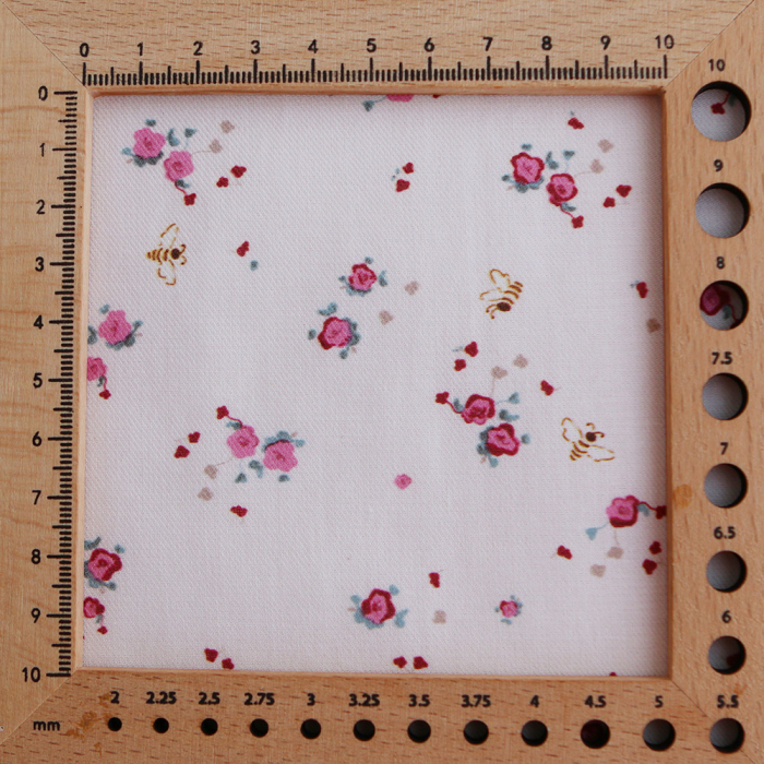 Paula - Tissu sergé de coton organique fin imprimé fond rose