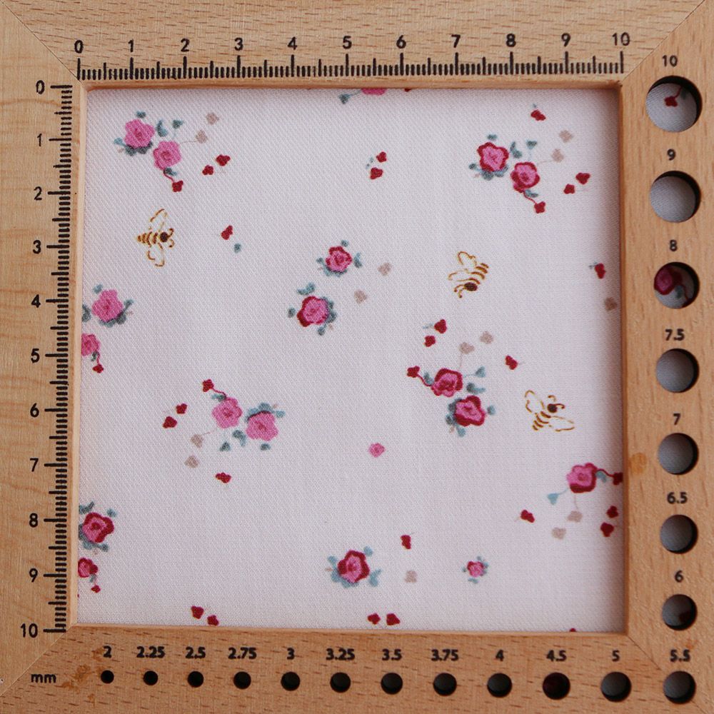 Paula - Tissu sergé de coton organique fin imprimé fond rose