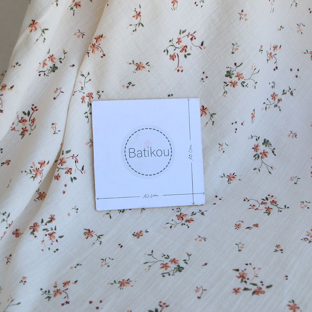 Sofia - Double gaze de coton motif fleuri fond écru