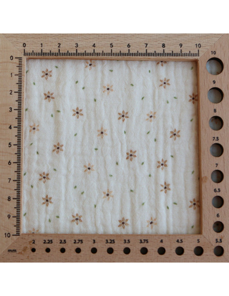 Double gaze de coton imprimé petites fleurs fond écru