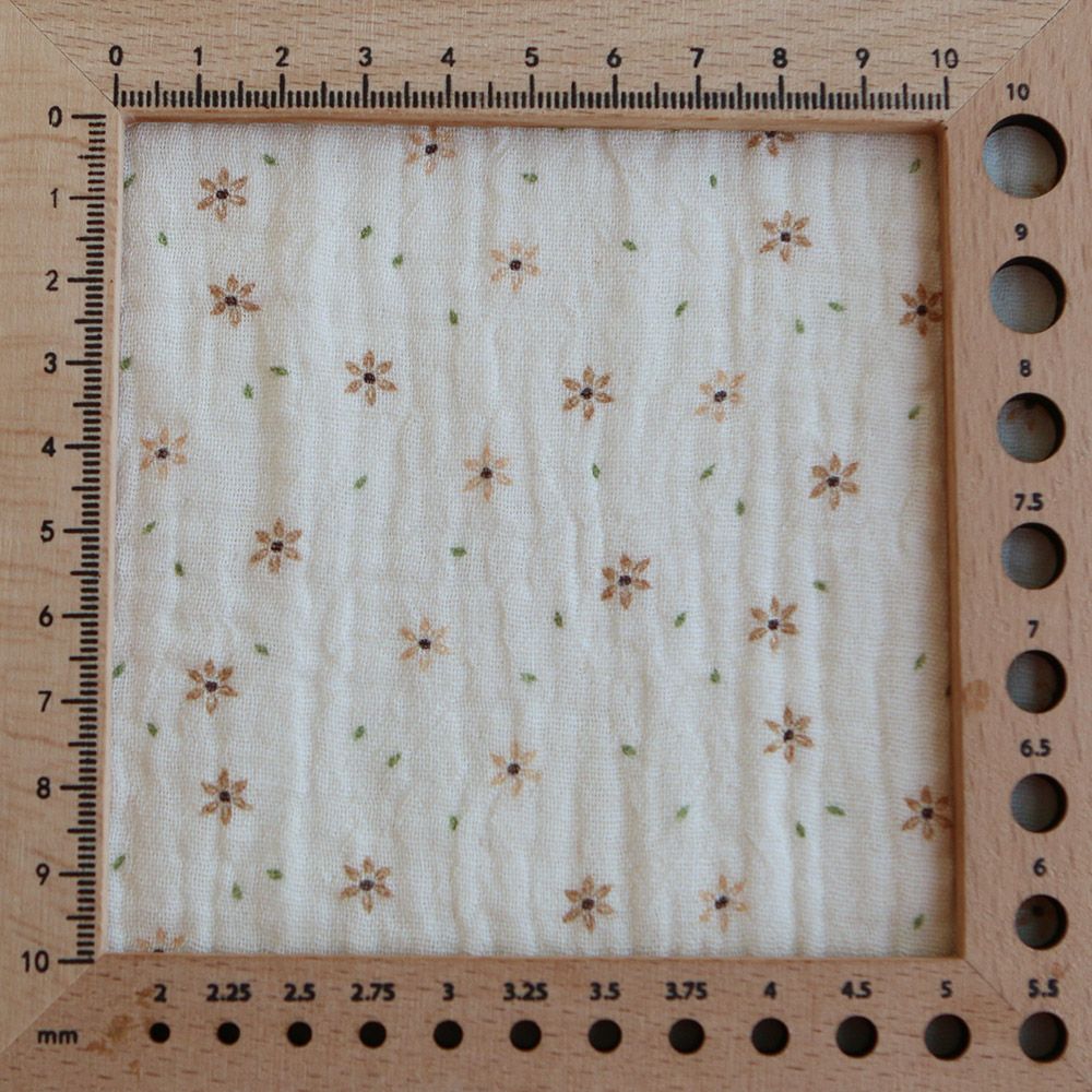 Double gaze de coton imprimé petites fleurs fond écru