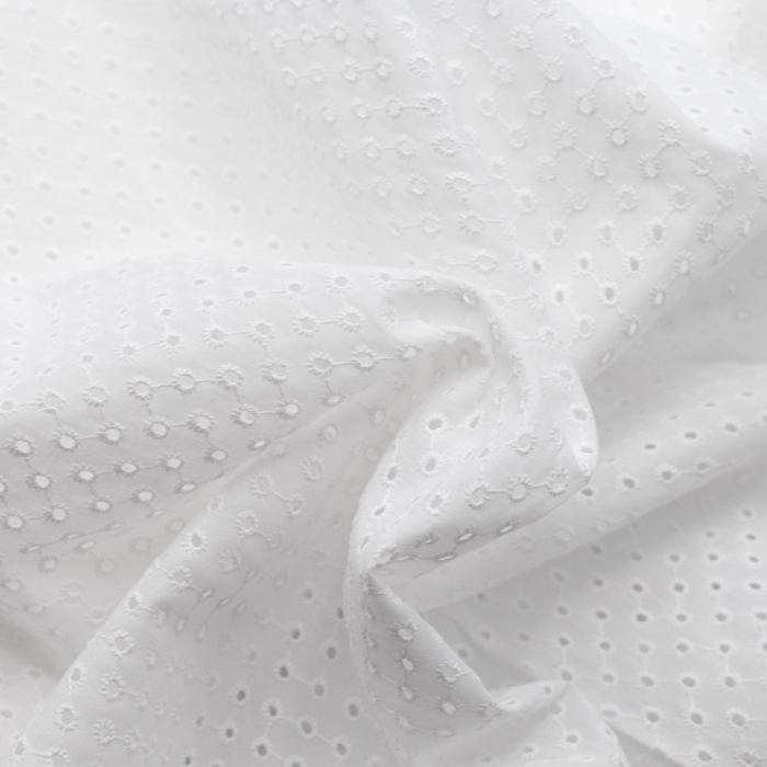 Broderie anglaise coton coloris BLANC