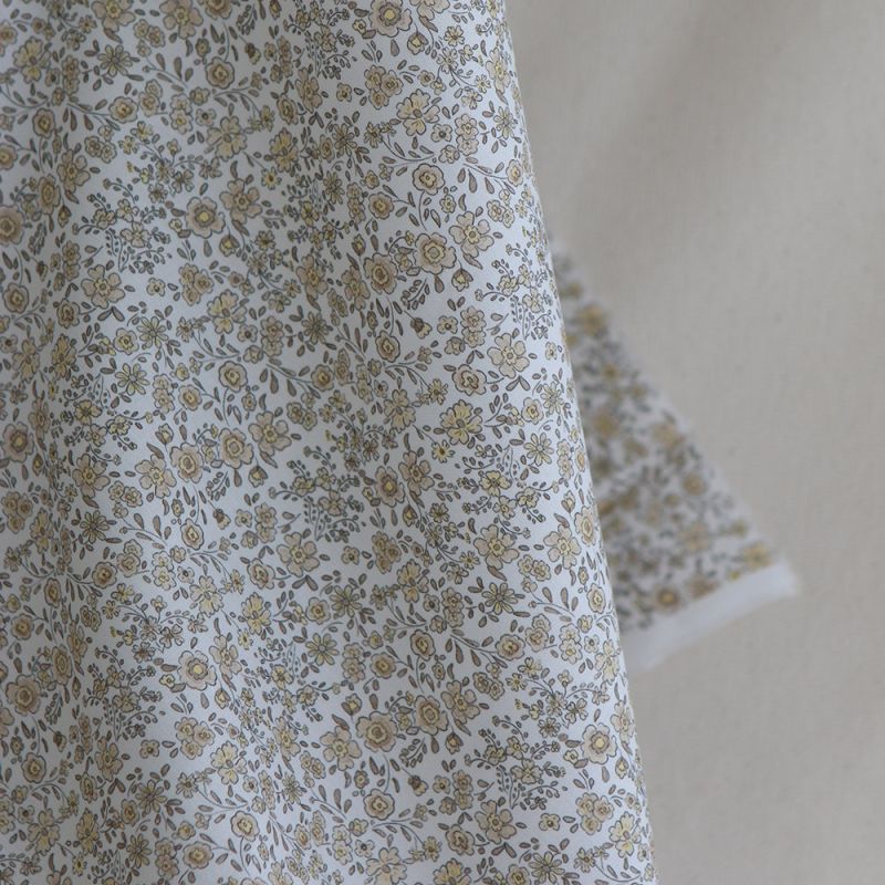 Suzanne - Popeline de coton douce qualité SWEET motif beige