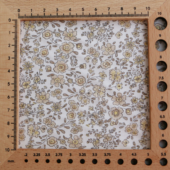 Suzanne - Popeline de coton douce qualité SWEET motif beige