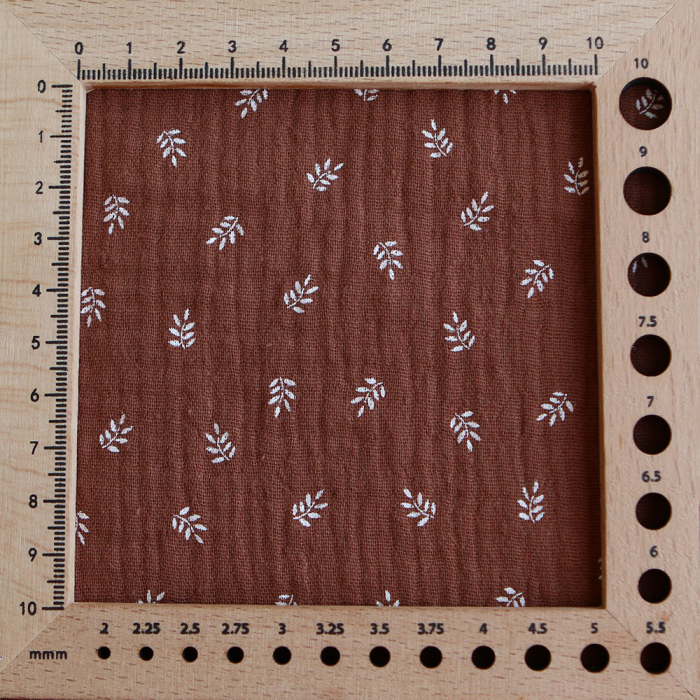 Sacha - Double gaze de coton motif feuilles fond noisette