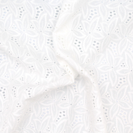 Broderie anglaise coton coloris ivoire